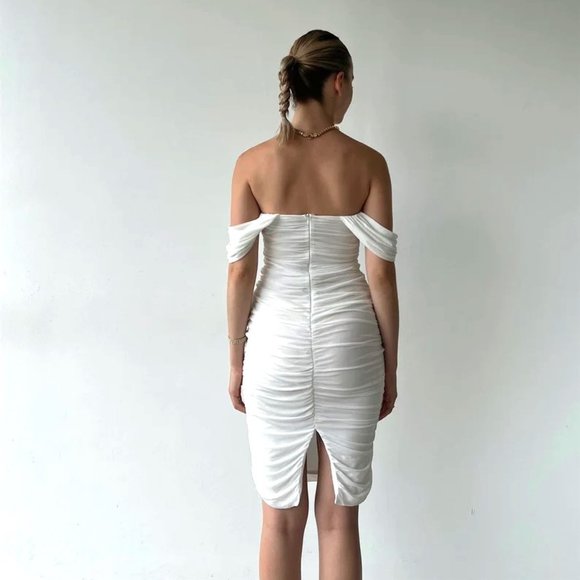 White Bodycon Ruched Stretch Dress - Picture 4 of 12